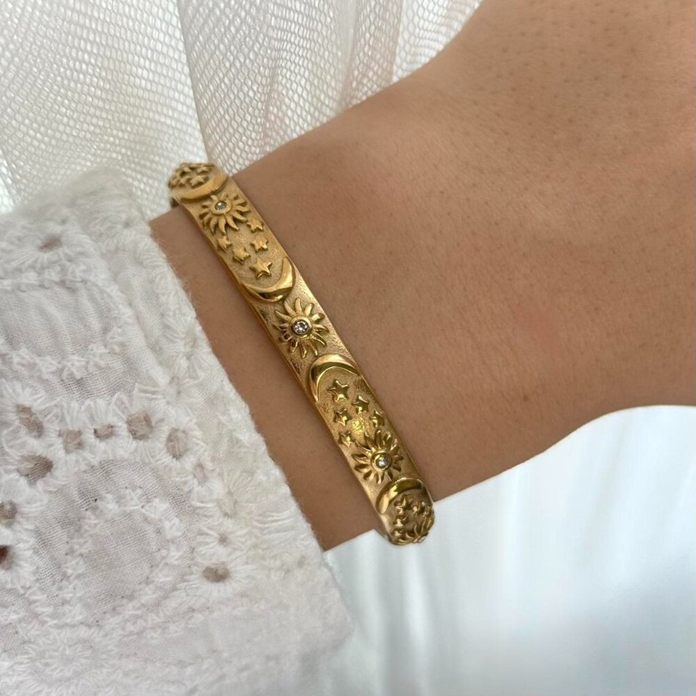 SKU0030 Retro Gold‎ Moon Shape Zircon stone Bracelet Stainless steel + gift bag